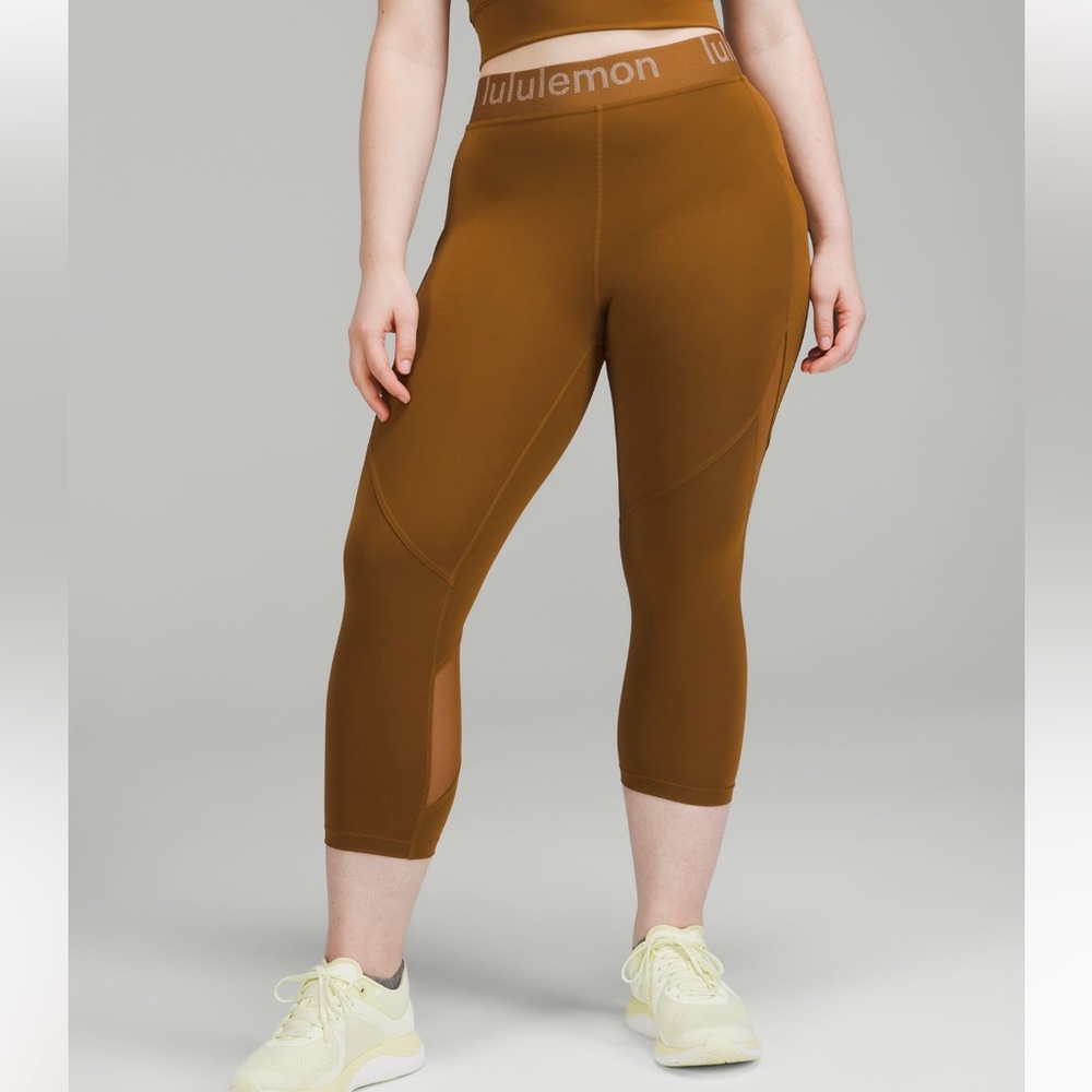 COPY - Lululemon Logo Waistband High Rise Training Crop 21”